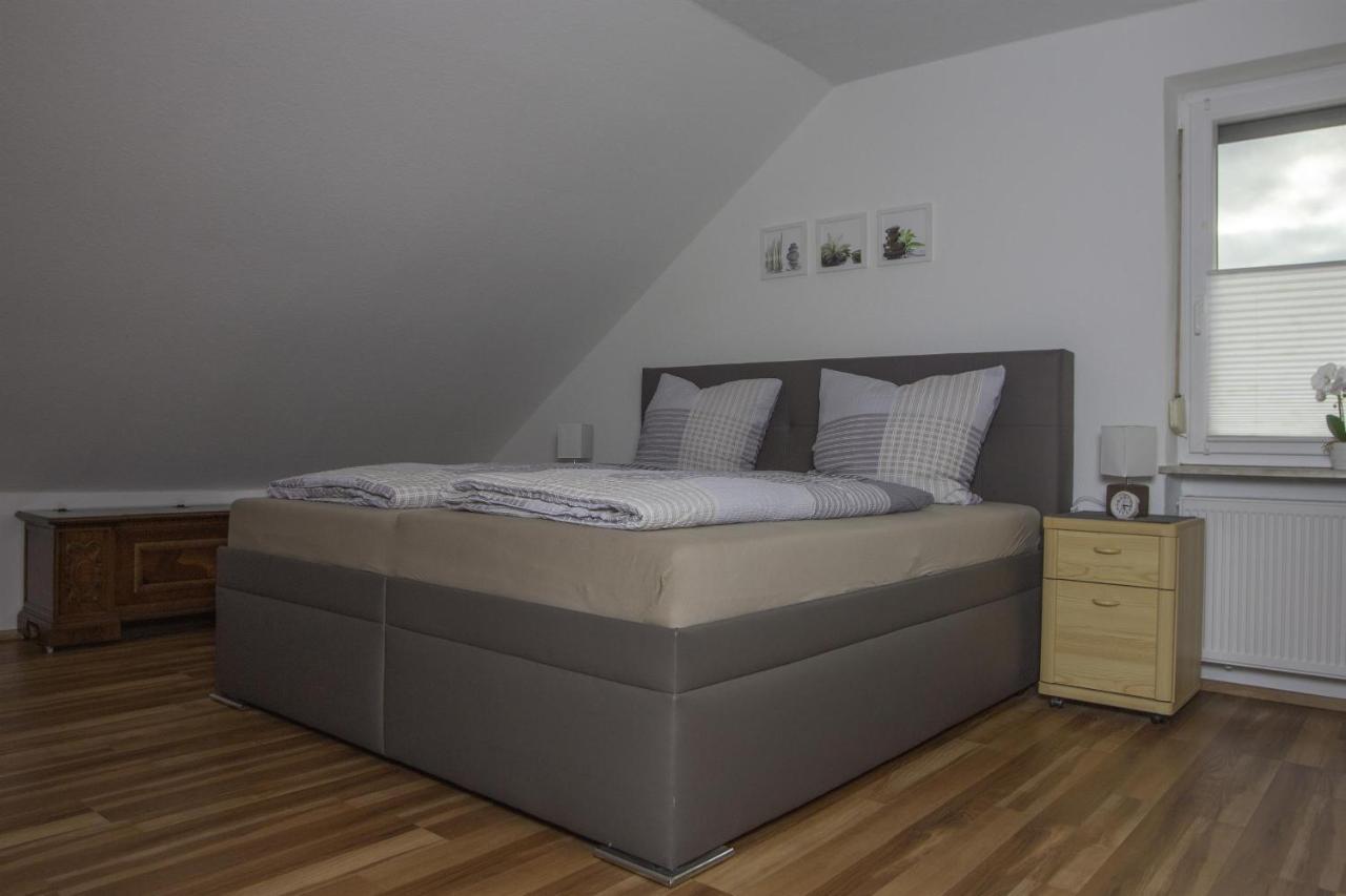 Weinstube Johann Benzschawel Apartment Irsch